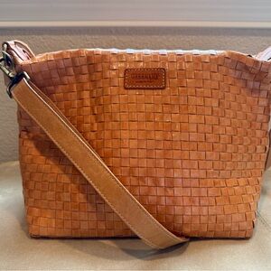 UASHMAMA Vegan Tan Woven Crossbody Bag - NWT made in Italy